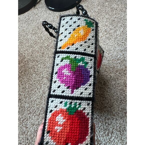 Vintage Needlepoint Tote bag, w/ wooden beaded handle; Patchwork produce - Picture 4 of 10